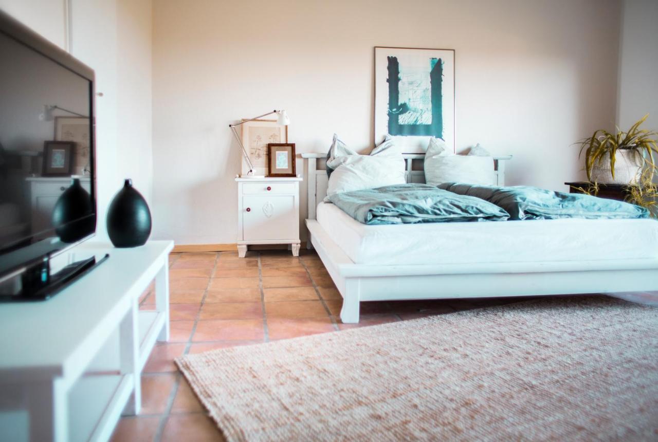 Bed & Breakfast Unter Den Linden Hungen Exterior foto